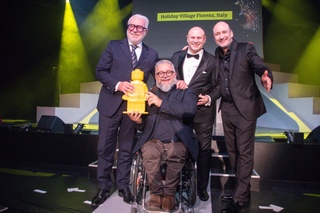 Gianfranco Vitali (Holiday Village Florenz), RobertoVitali (Holiday Village Florenz), Cornel Straver (Director Media ADAC Camping), Uwe Frers (CEO ADAC Camping) I Foto: PiNCAMP