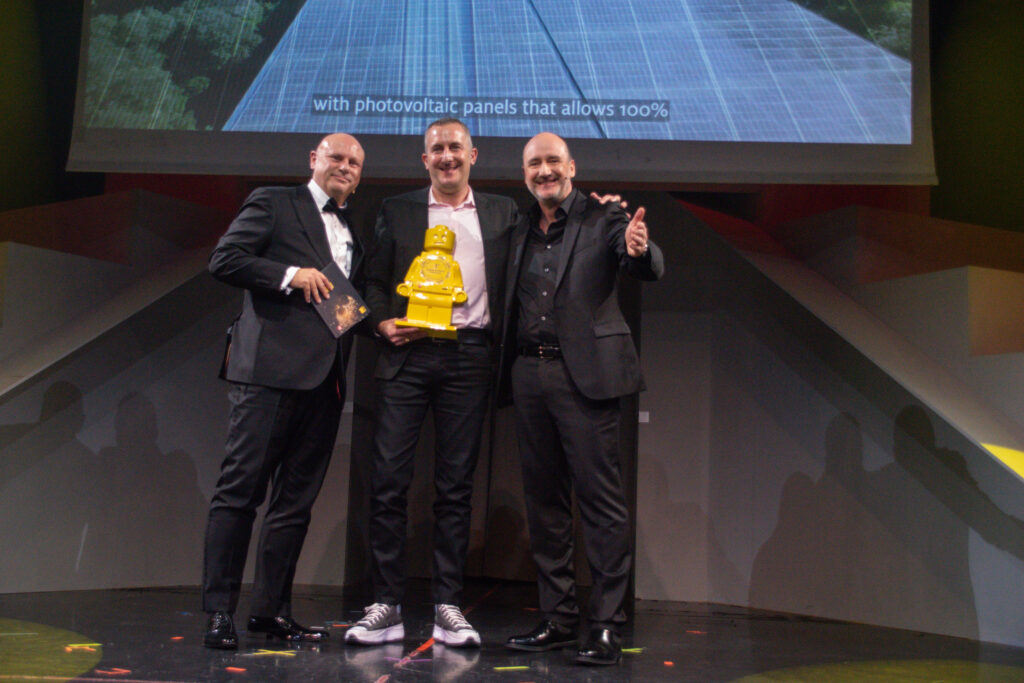Cornel Straver (Director Media ADAC Camping), Gilles Rigole (Camping du Domaine de Massereau), Uwe Frers (CEO ADAC Camping) I Foto: PiNCAMP